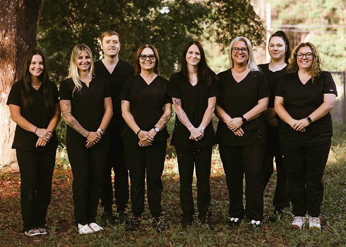group photo of veterinary team at Brooksville location